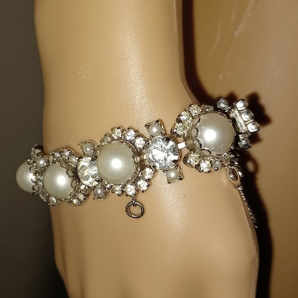 New BEST RHINESTONE & FAUX PEARL Statement Bracelet on PM - Picture 1 of 3